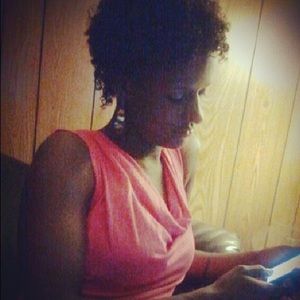 Meet your Posher, Rolanda